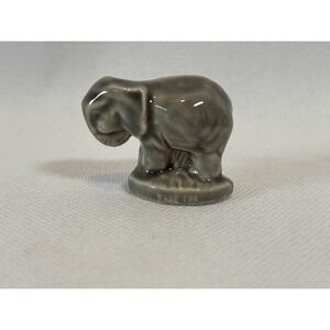 Wade Whimsies Elephant Red Rose Tea Figurine Noah's Ark Series England